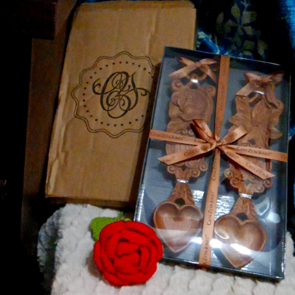 NIB wall decor